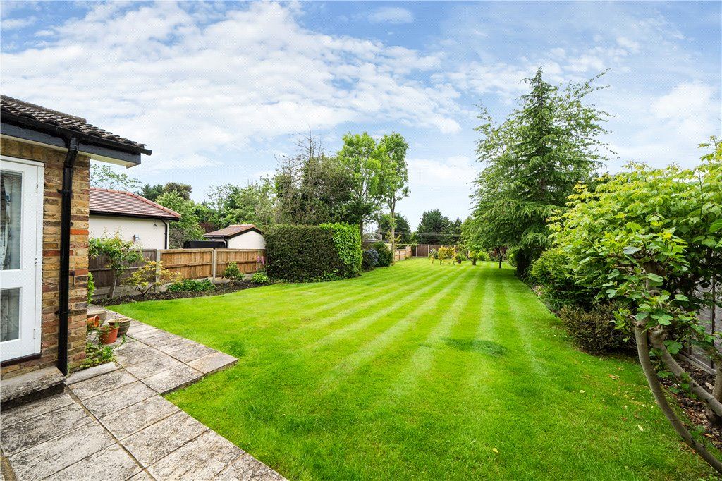 Property photo 2 of 19 Picture No. 13