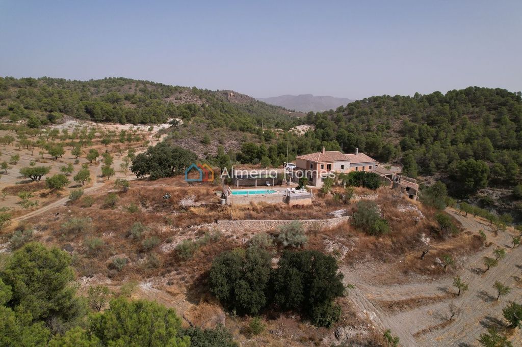 Property photo 2 of 30