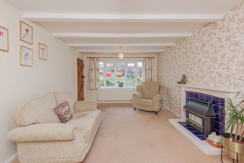 Property photo 3 of 17