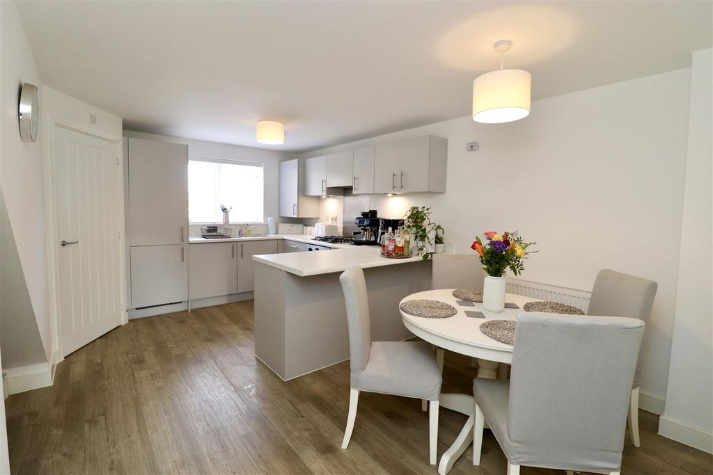 Property photo 3 of 13 Img_3387.Jpeg