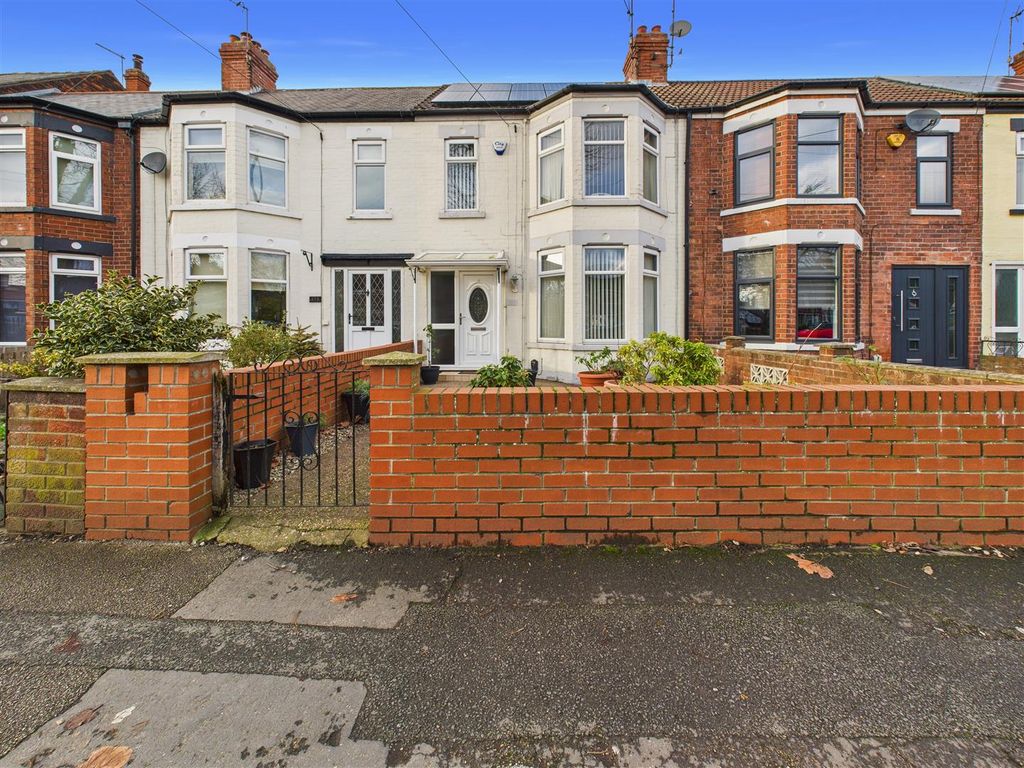 Property photo 1 of 13 Cam05193G0-Pr0090-Still015.Jpg