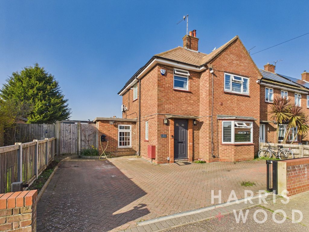 Property photo 1 of 40 4951390