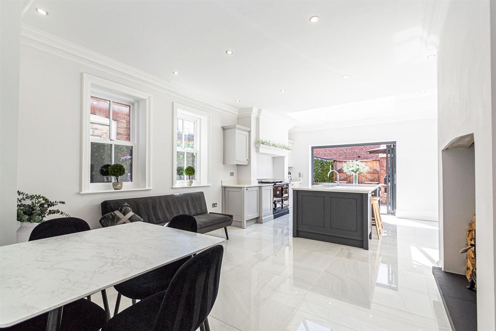 Property photo 2 of 48 Dining Kitchen &amp; Family Room
