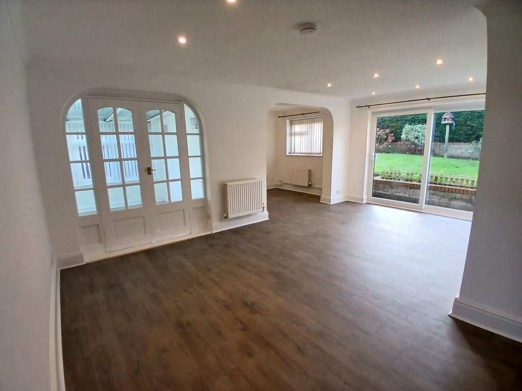 Property photo 3 of 17 3.Jpg