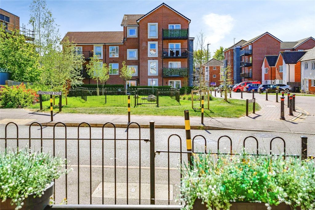 Property photo 2 of 11 External