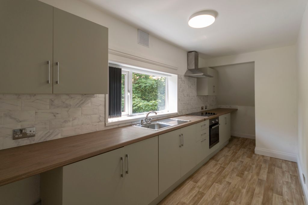 Property photo 3 of 8 Img_4249_1