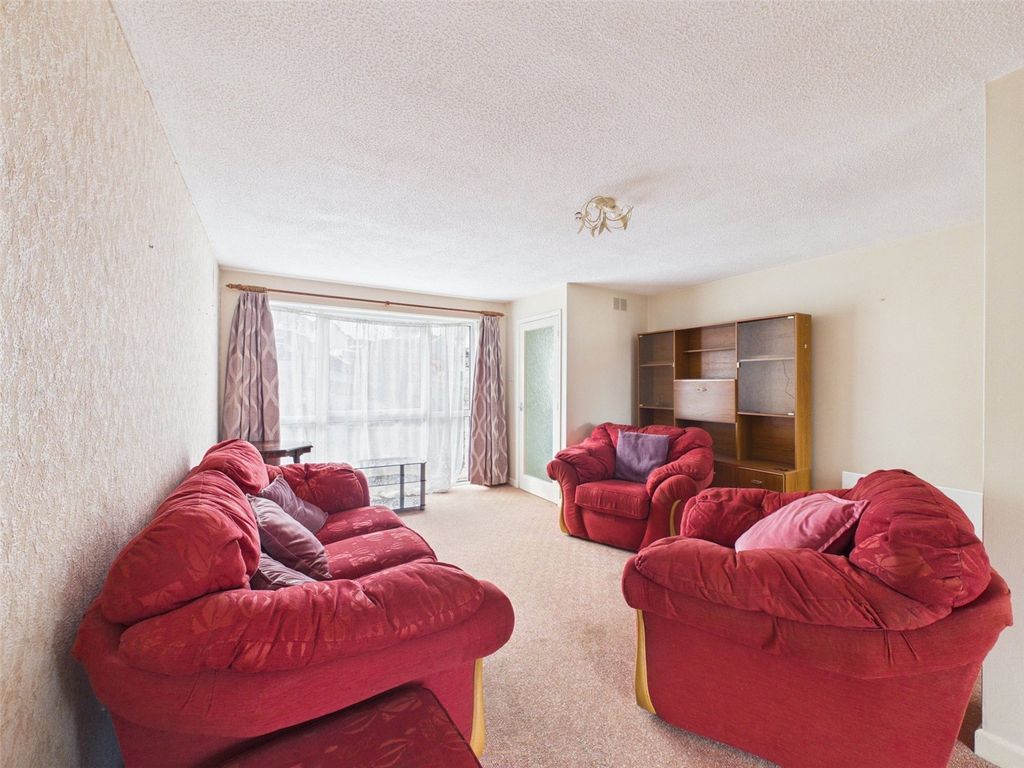 Property photo 3 of 12 Picture No. 03