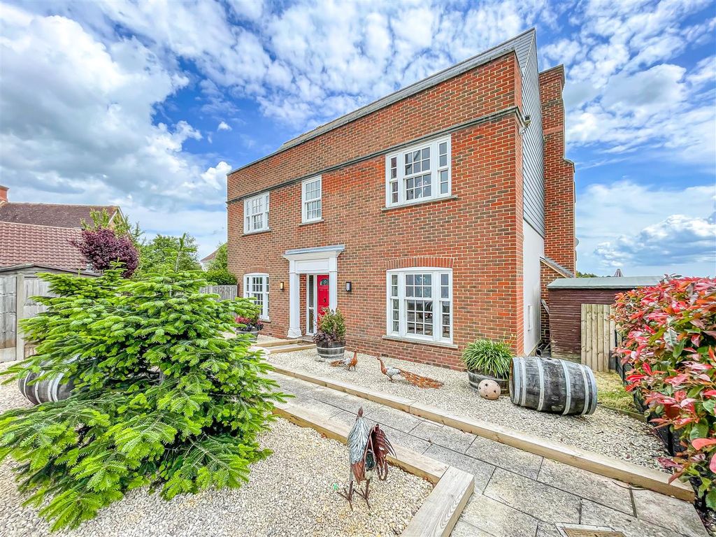 Property photo 2 of 38