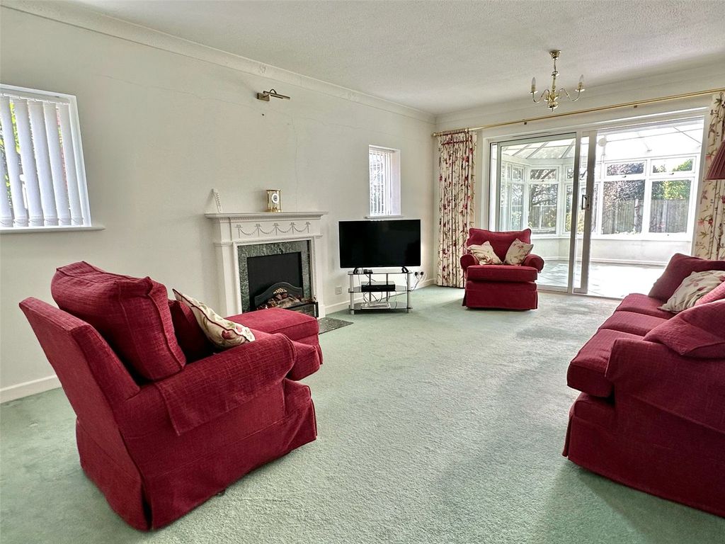 Property photo 3 of 17 Picture No. 15