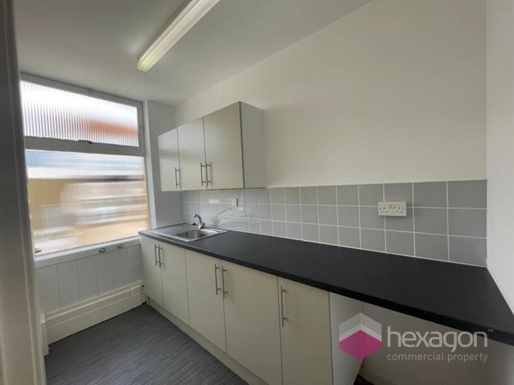 Property photo 2 of 3