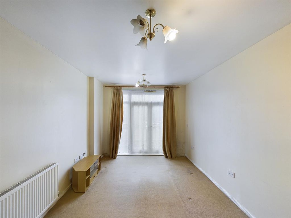 Property photo 3 of 6 Cam01338G0-Pr0008-Still001.Jpg