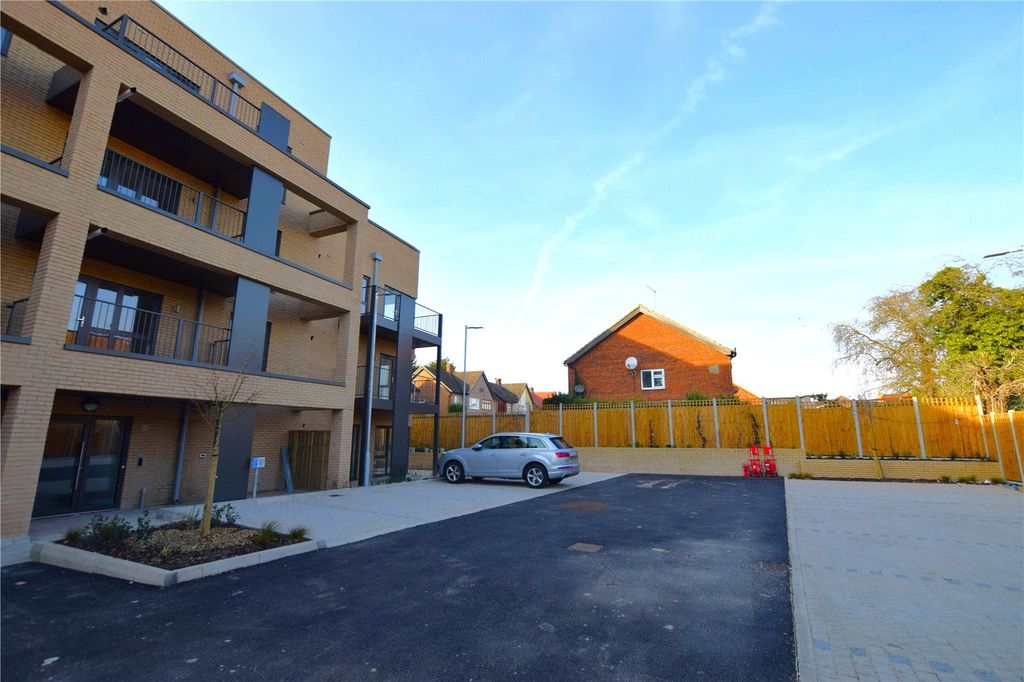 Property photo 1 of 12 Picture No. 02