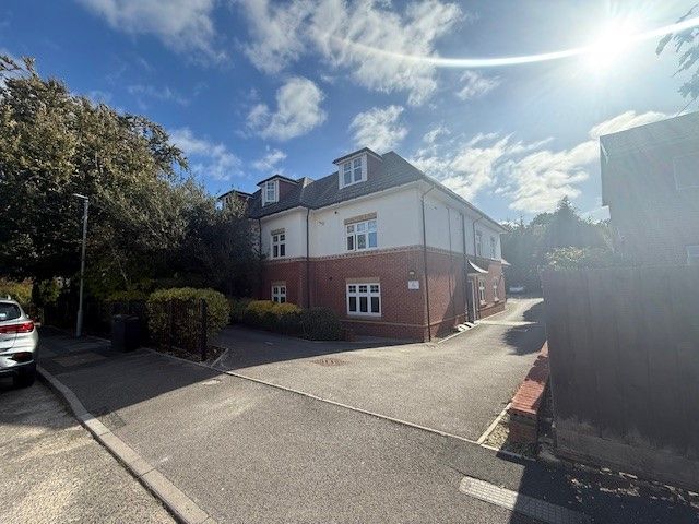 Property photo 1 of 7