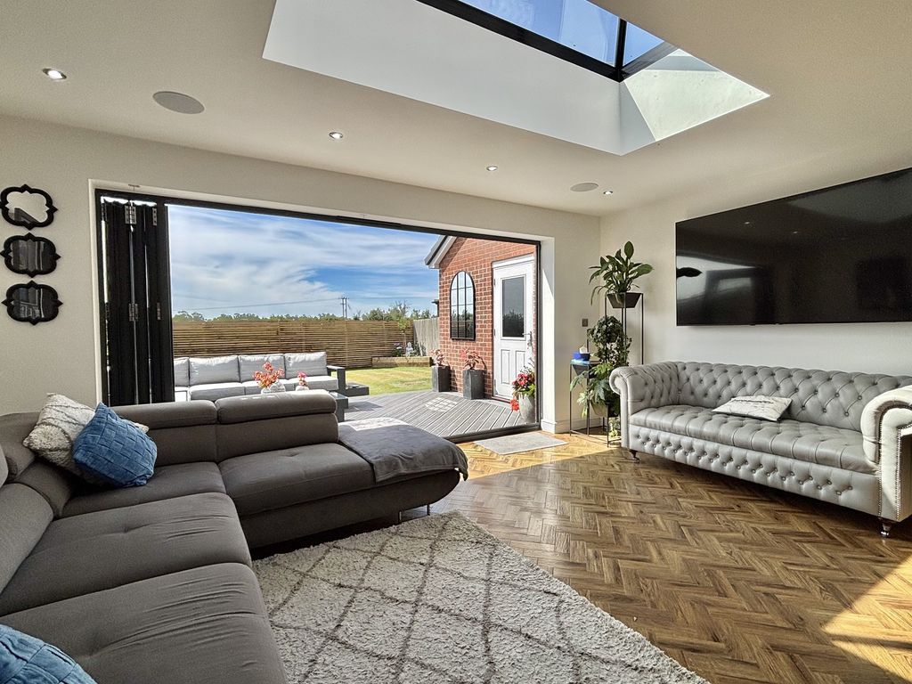 Property photo 2 of 17 Not Specified