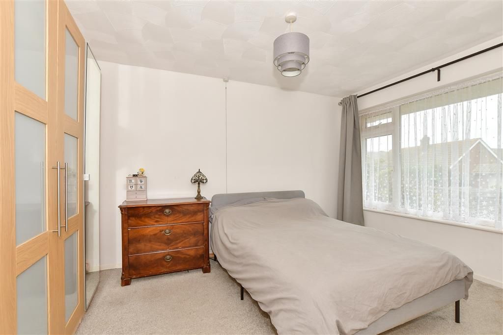 Property photo 2 of 12 Bedroom 1