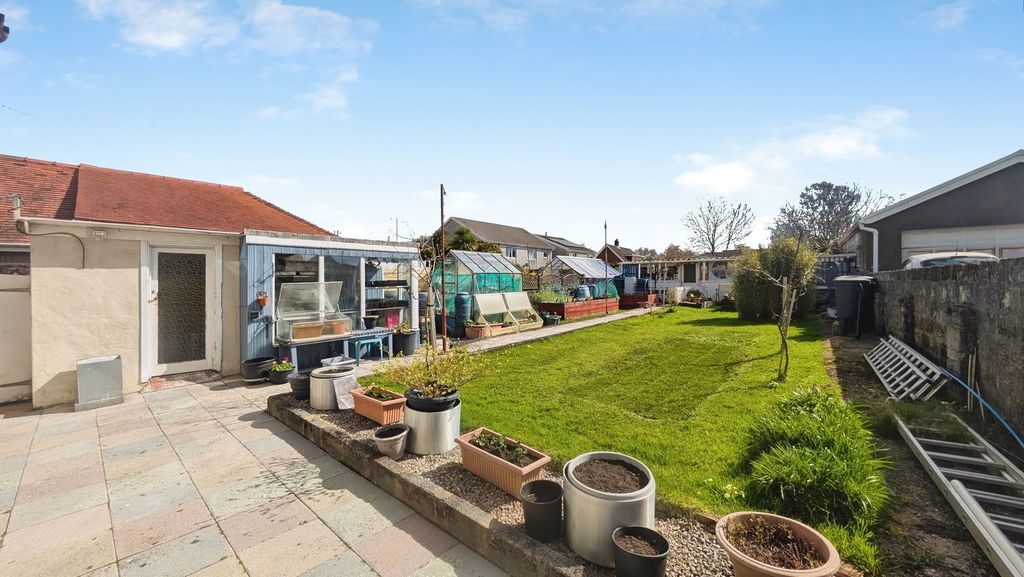 Property photo 3 of 30