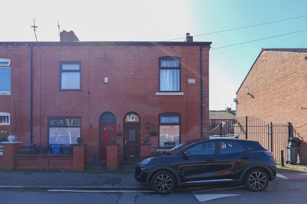 Property photo 1 of 25