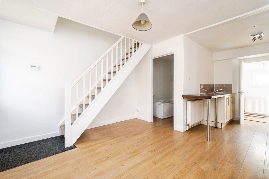 Property photo 2 of 16 Open Plan