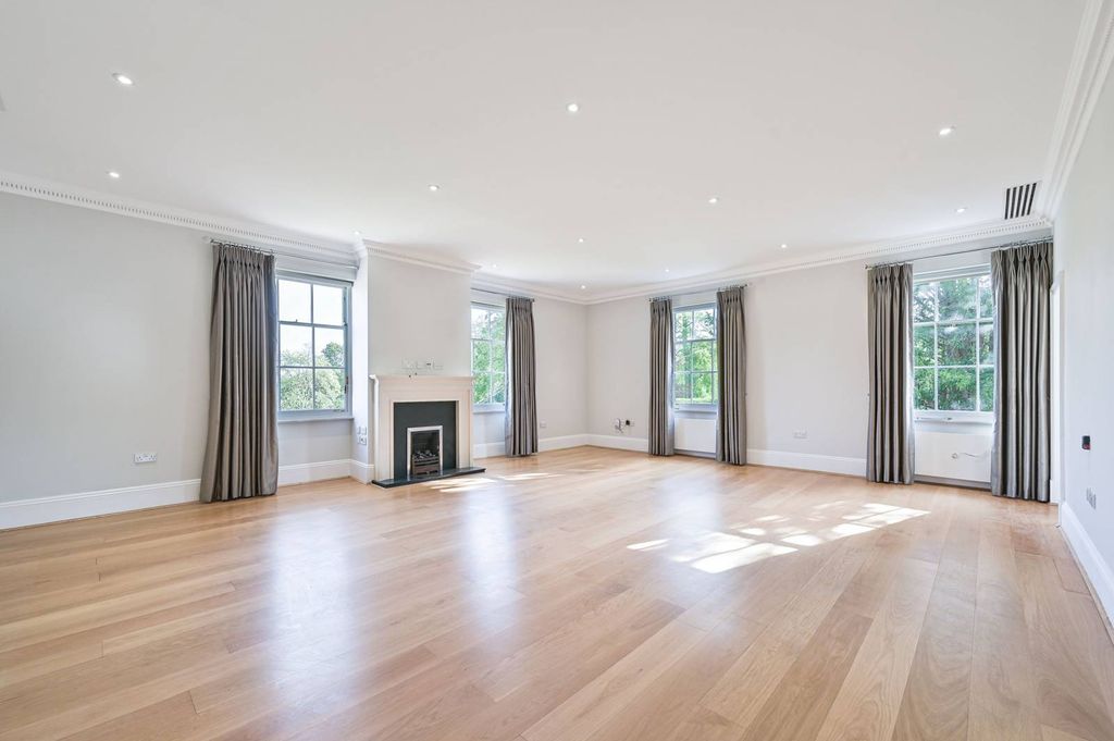 Additional image 12 of 9 bed detached house to rentHadley Green Road, Hadley Wood, Barnet EN5