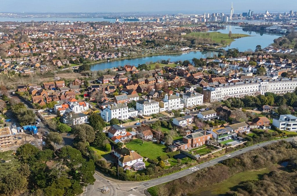 Property photo 1 of 15 Picture No. 63