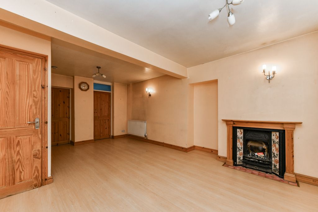 Property photo 2 of 23 Vendor Picture