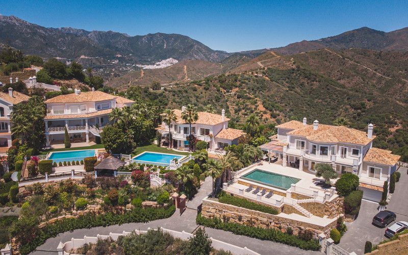 Property photo 3 of 36