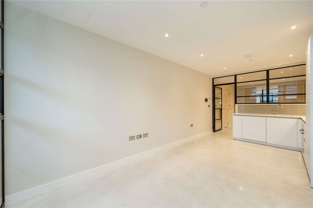 Property photo 3 of 4