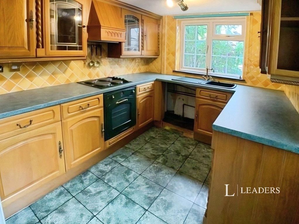 Property photo 3 of 13 3