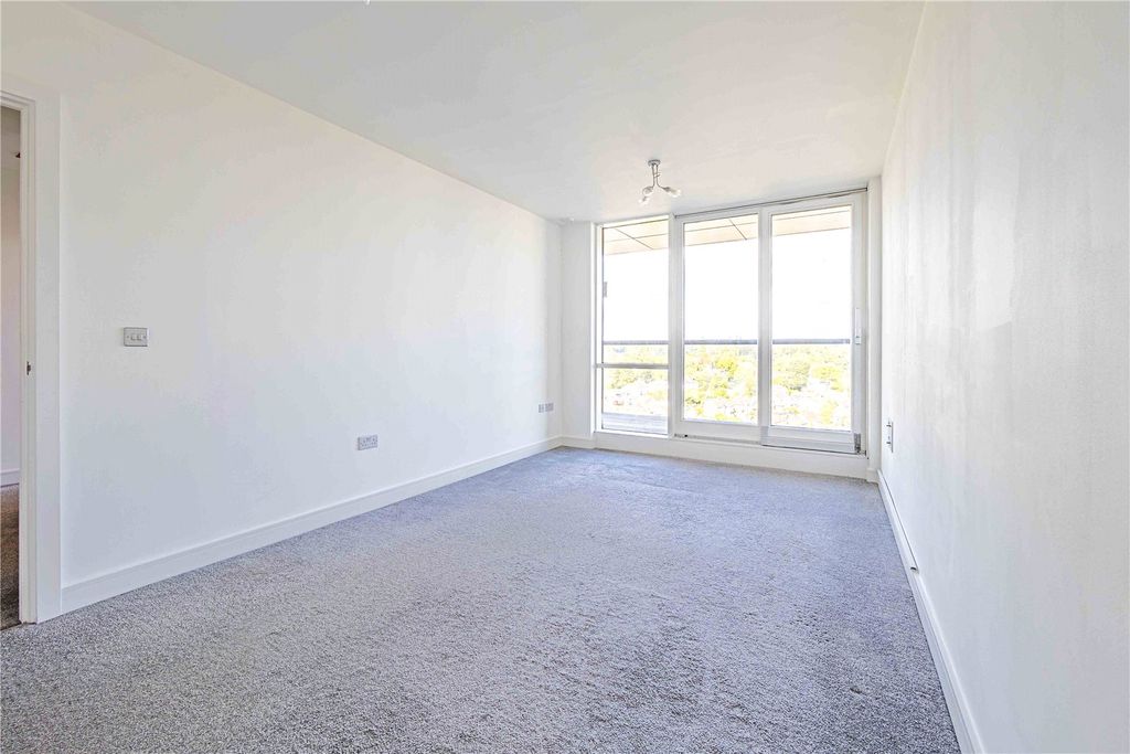Property photo 3 of 13 Picture No. 13