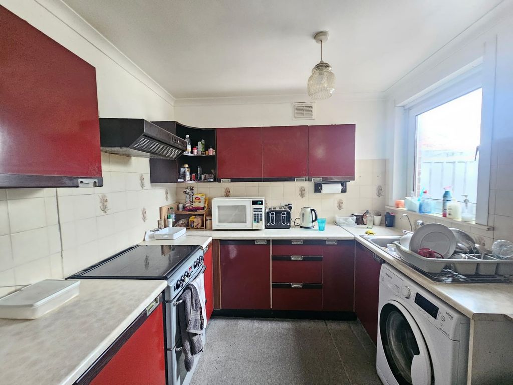 Property photo 2 of 6 Image