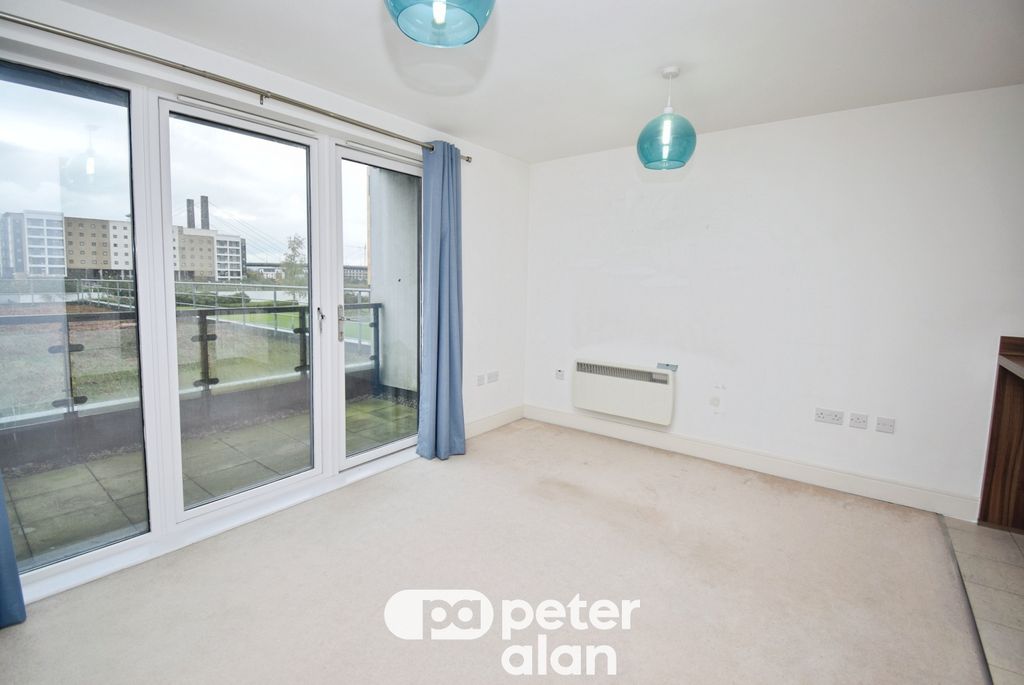 Property photo 3 of 11 Image