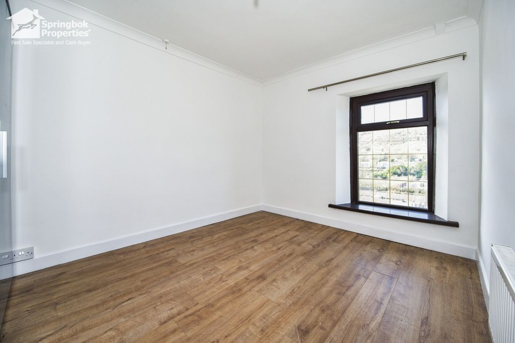 Property photo 2 of 13 Image 2