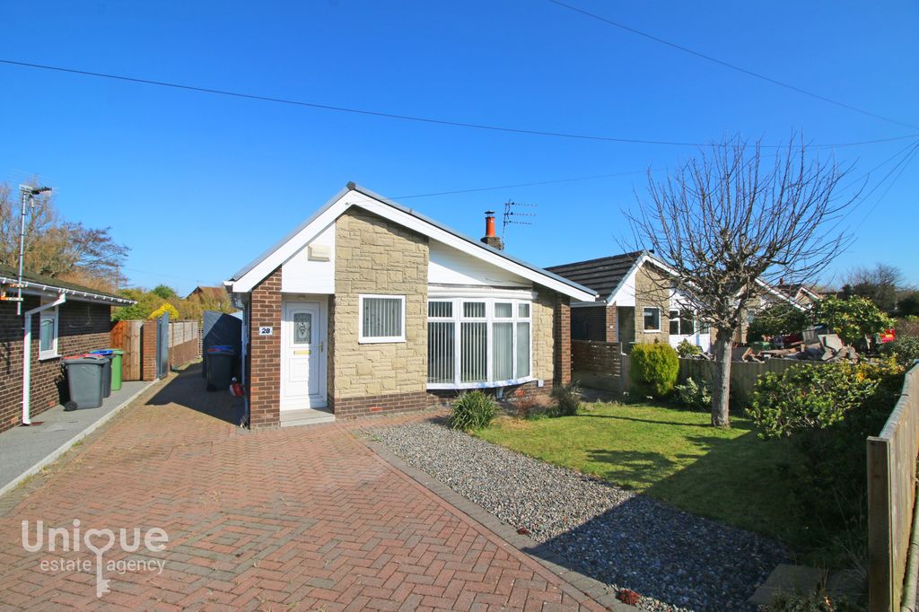Property photo 2 of 26