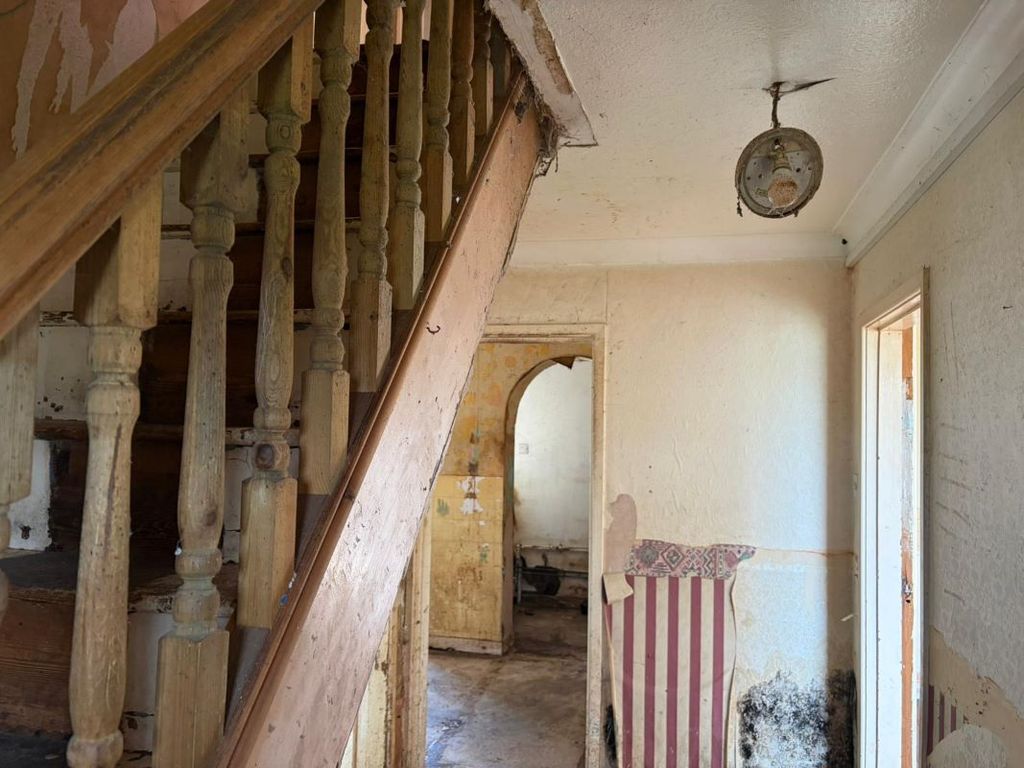 Property photo 2 of 10 Image 2