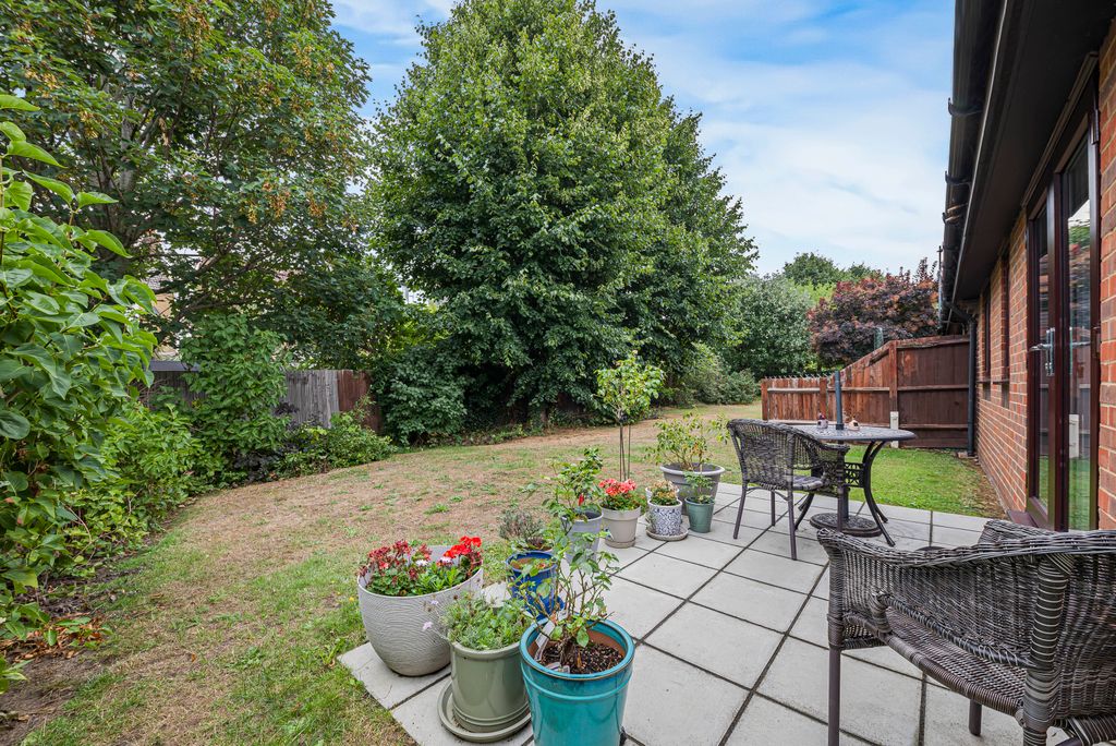 Property photo 3 of 17 Patio