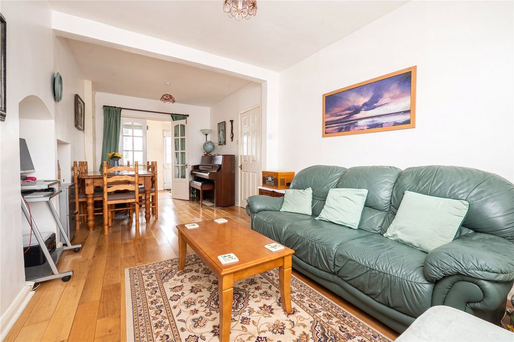 Property photo 3 of 14 Picture No. 3