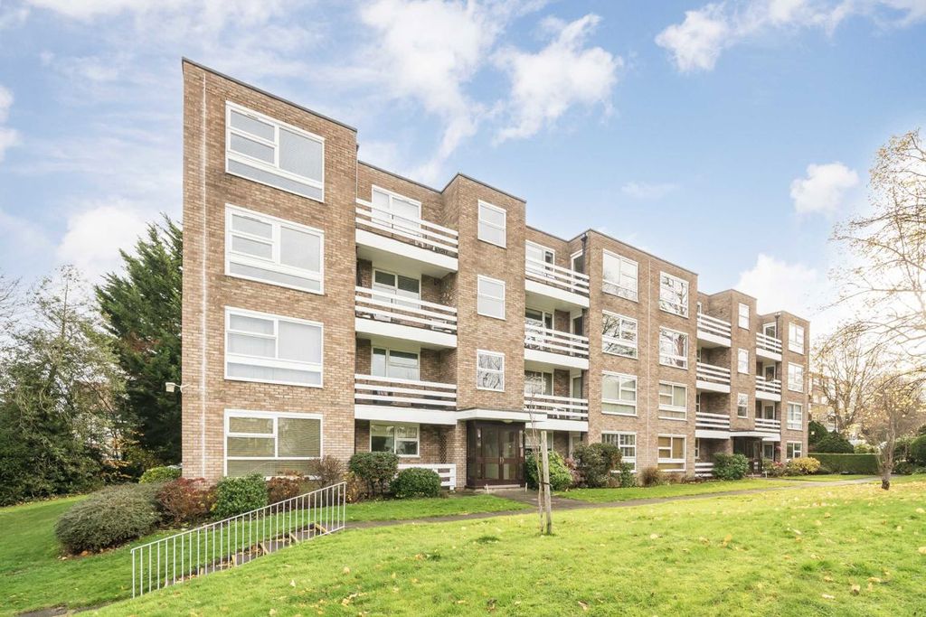 Property photo 1 of 7