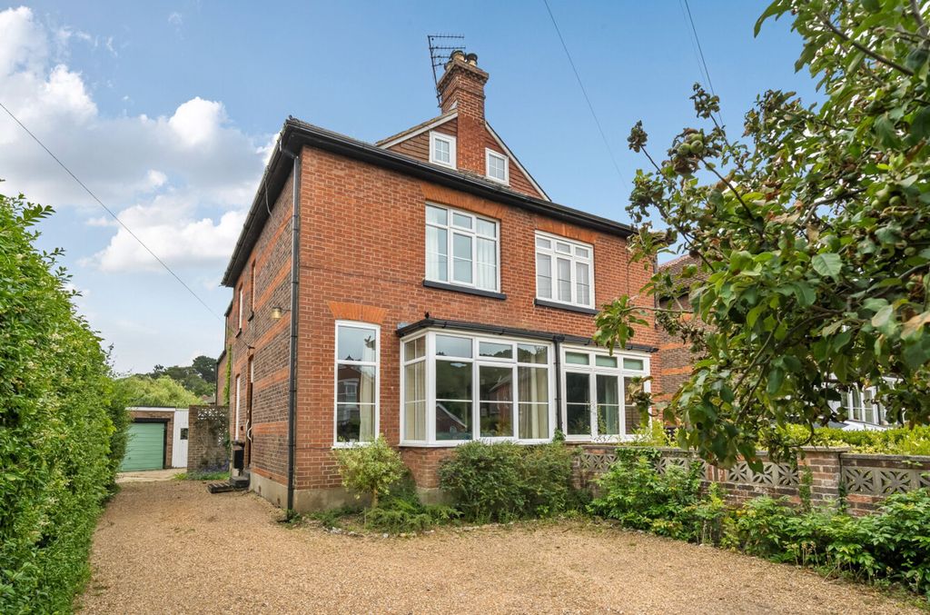 Property photo 1 of 30