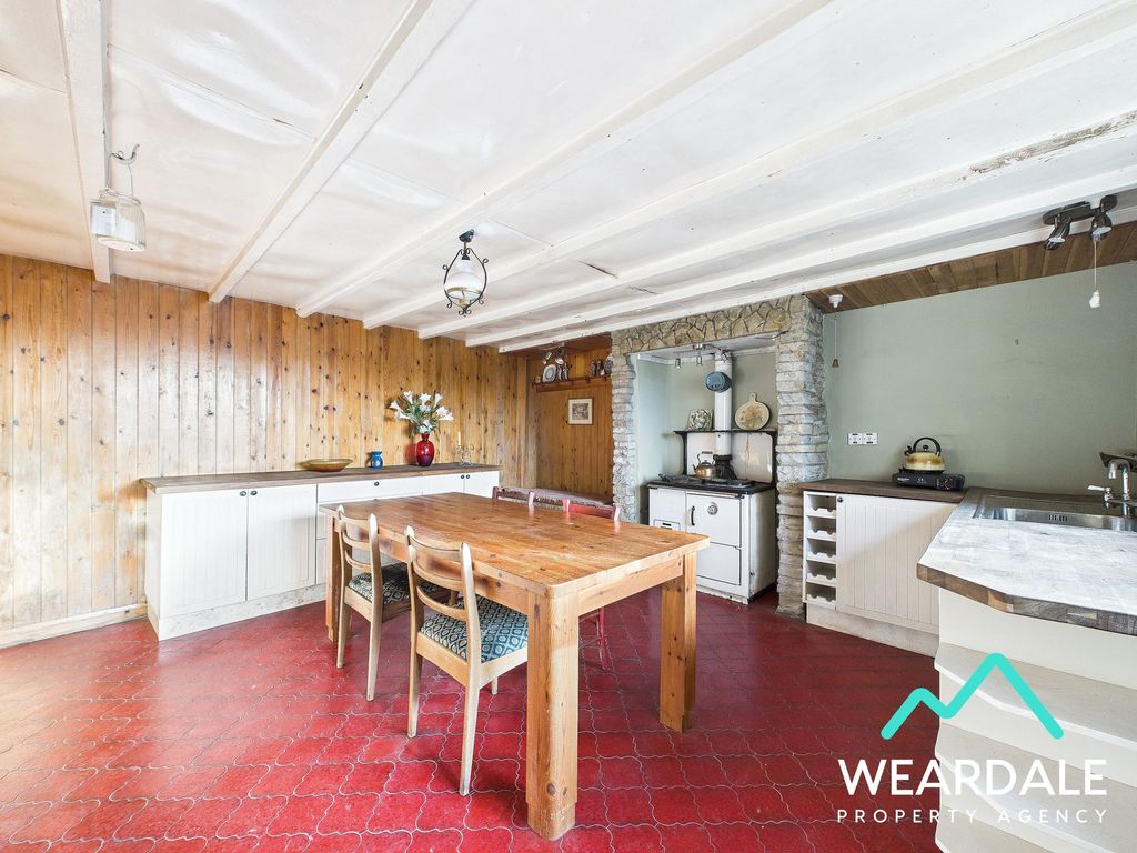 Property photo 3 of 41