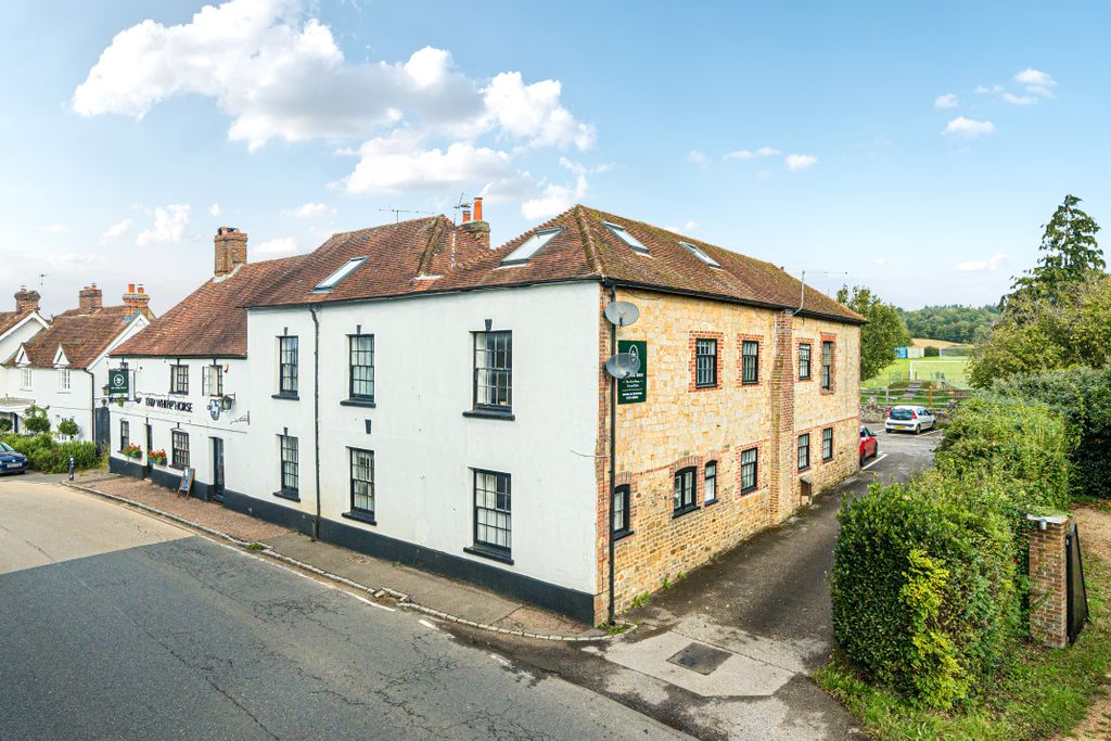 Property photo 1 of 10 1