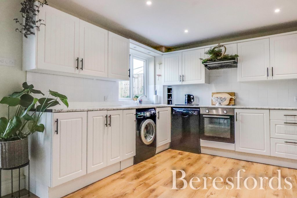 Property photo 2 of 14 Picture 2