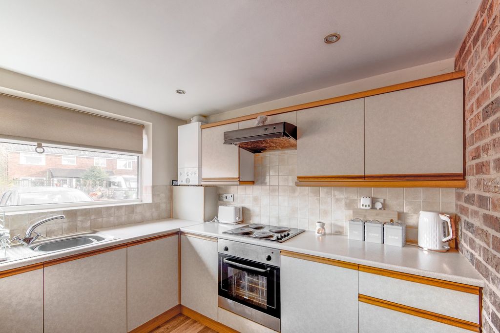 Property photo 2 of 10 Picture No. 24