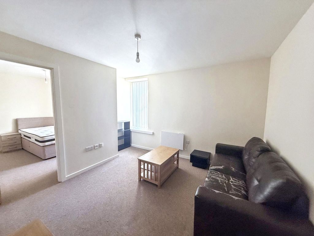 Property photo 2 of 5
