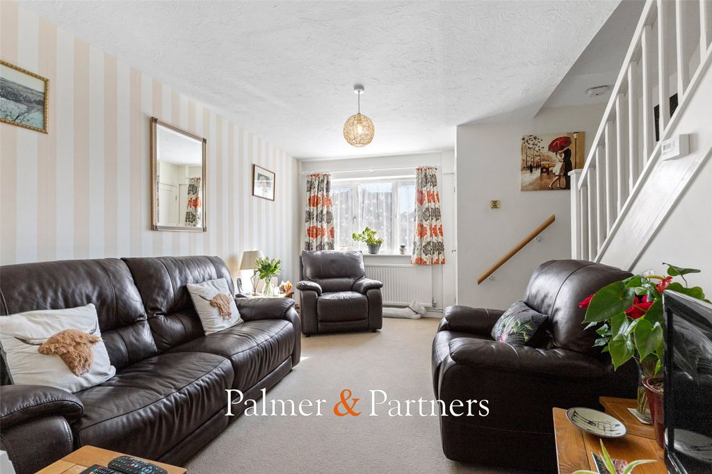 Property photo 2 of 19 Picture No. 13