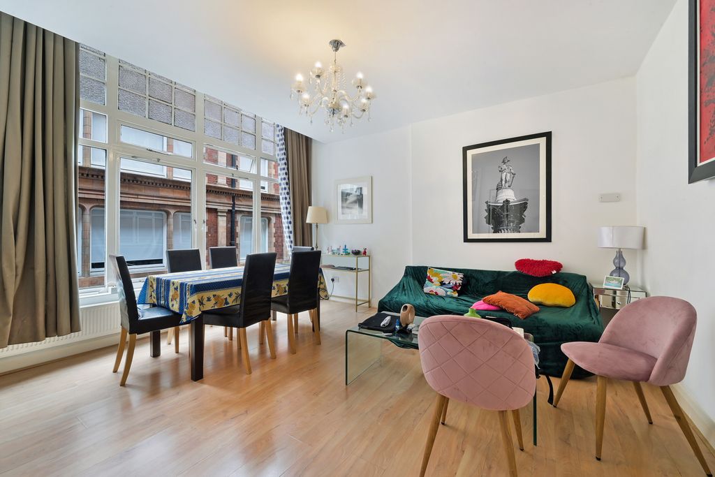 Property photo 2 of 12