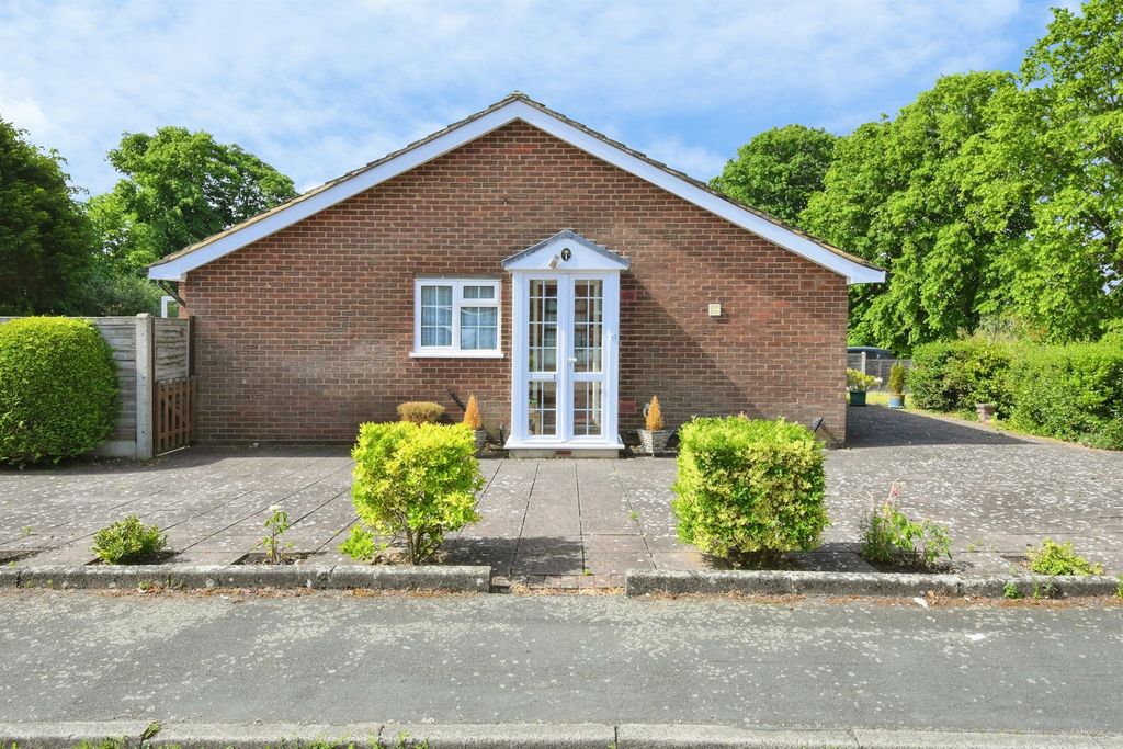 Property photo 2 of 13
