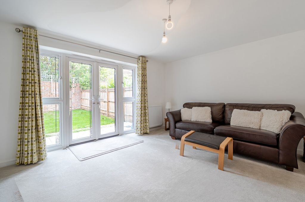 Property photo 3 of 25 1525111-10-1A0E77...