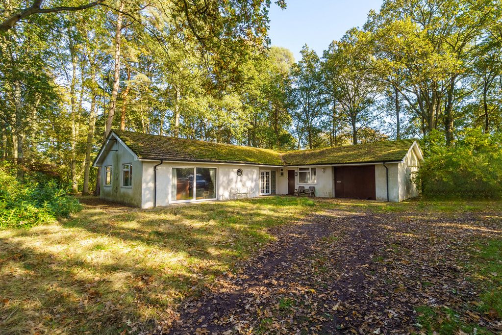 Property photo 1 of 23