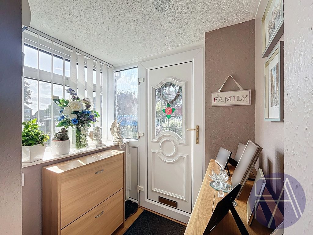 Property photo 2 of 21 4411343