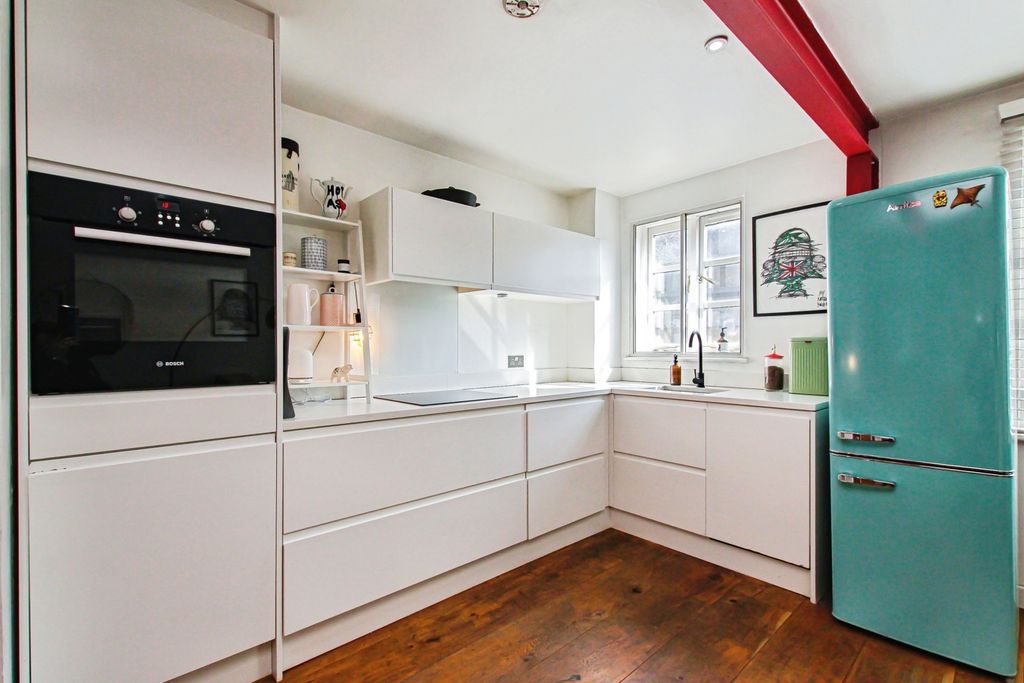 Property photo 1 of 17 Photo